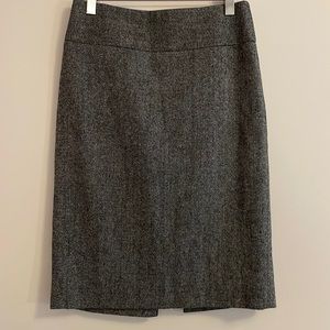 Banana Republic Wool Blend Pencil Skirt with Back Zipper
